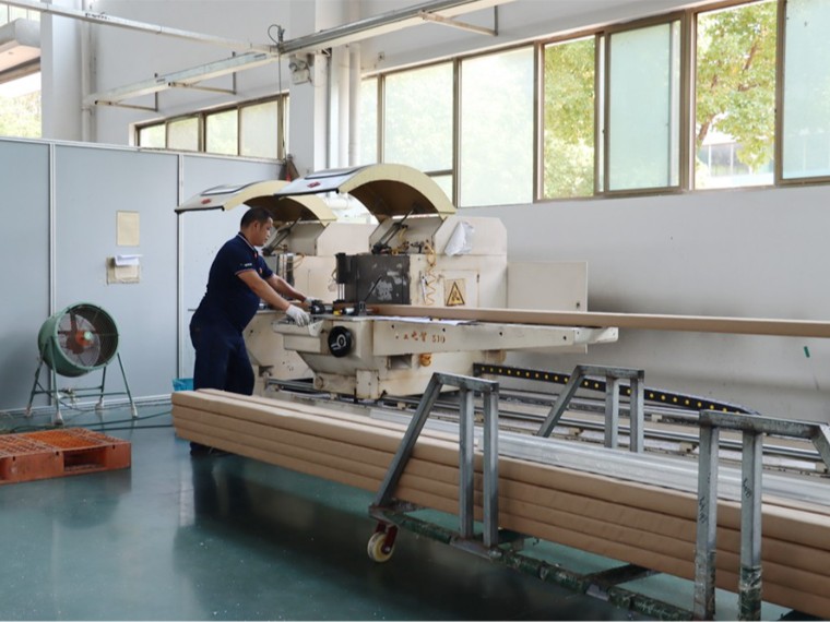 鋁型材的標(biāo)準(zhǔn)化與模塊化設(shè)計有何優(yōu)勢？